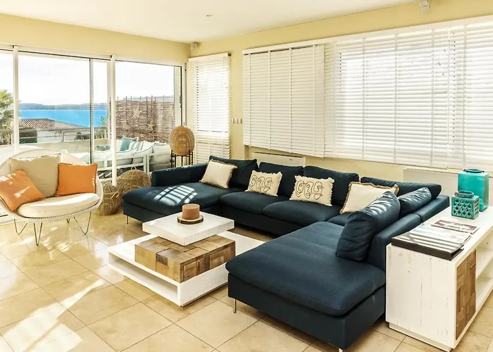 Villa Montfleuri, Vieille Ville A Pieds, Vue Mer, Piscine, 8 Pers
