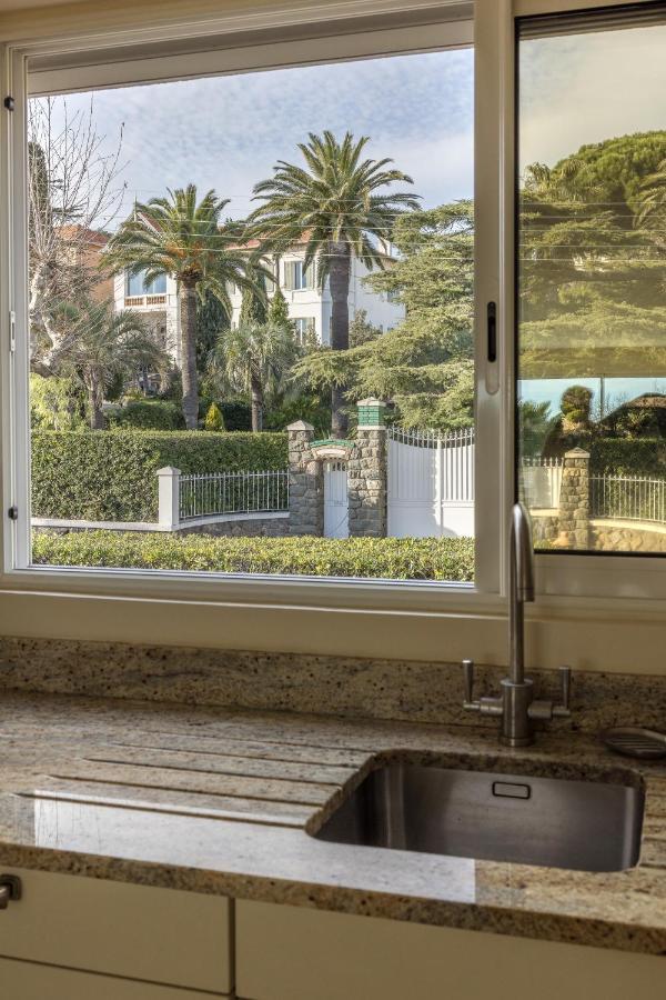Villa Montfleuri, Vieille A Pieds, Vue Mer, Piscine, 8 Pers