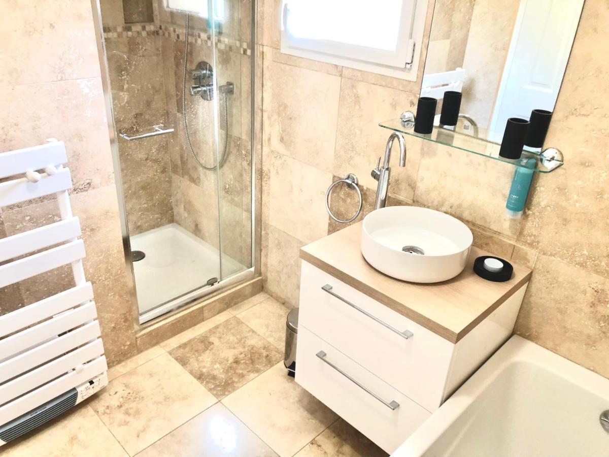 Villa Montfleuri, Vieille A Pieds, Vue Mer, Piscine, 8 Pers *